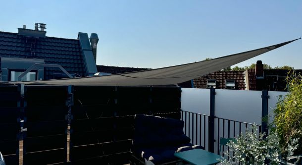 Sonnensegel für private Dachterrasse