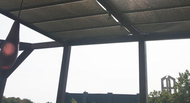 Pergola mit textilem Sonnenschutz