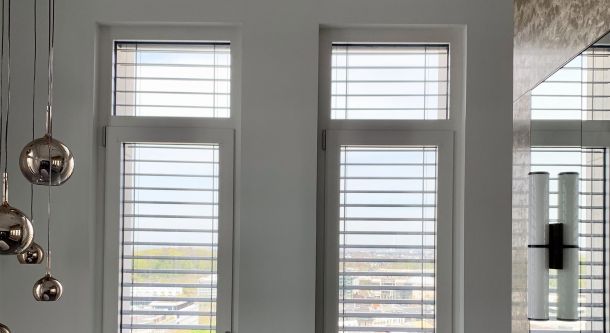 Sonnenschutz mit Ausblick im Innenraum