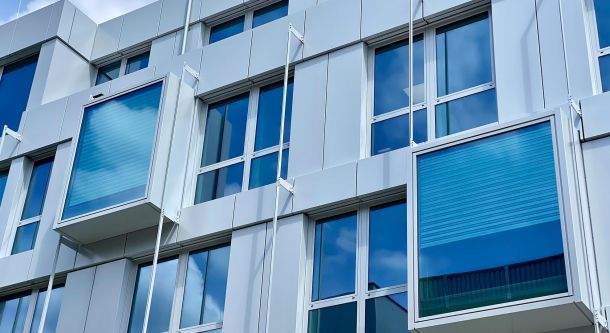 Systematische Verschattung in moderner Architektur